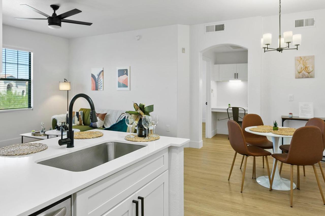 Cozysuites Glendale By The Stadium With Pool 01 外观 照片